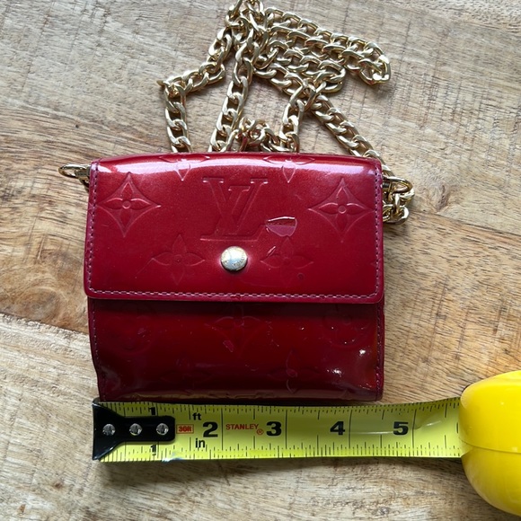 Louis Vuitton Vintage Vernis Double Flap Red Leather Wallet with Chain & Insert - Picture 13 of 17